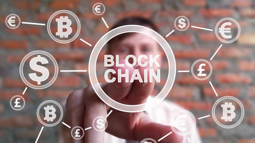 Cum își înșeală influencerii fanii prin cripto. Iată cum au evoluat tacticile lor