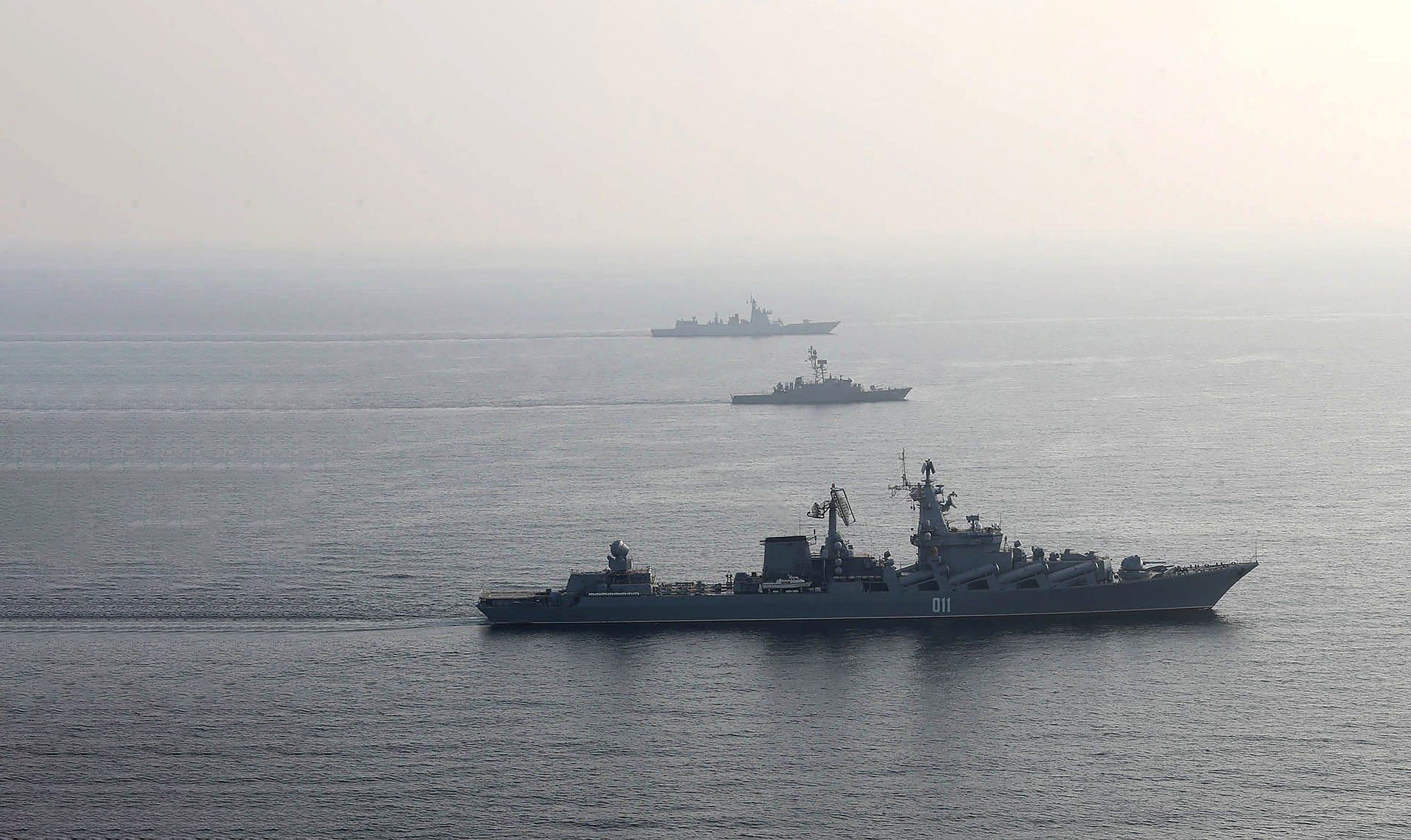 De ce își cumpără China insule în Pacific și mai nou chiar au început sa construiască insule artificiale în locurile unde nu reușesc să cumpere