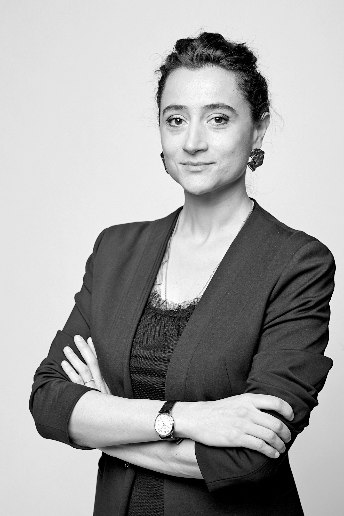 Milioanele de pe șevalet. Câți bani se pot face din investițiile în artă și care sunt cei mai căutați artiști din România