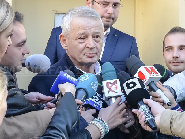 Sorin Oprescu, dat în urmărire națională după ce a fost condamnat, vineri, la 10 ani și 8 luni de închisoare și nu a fost găsit.