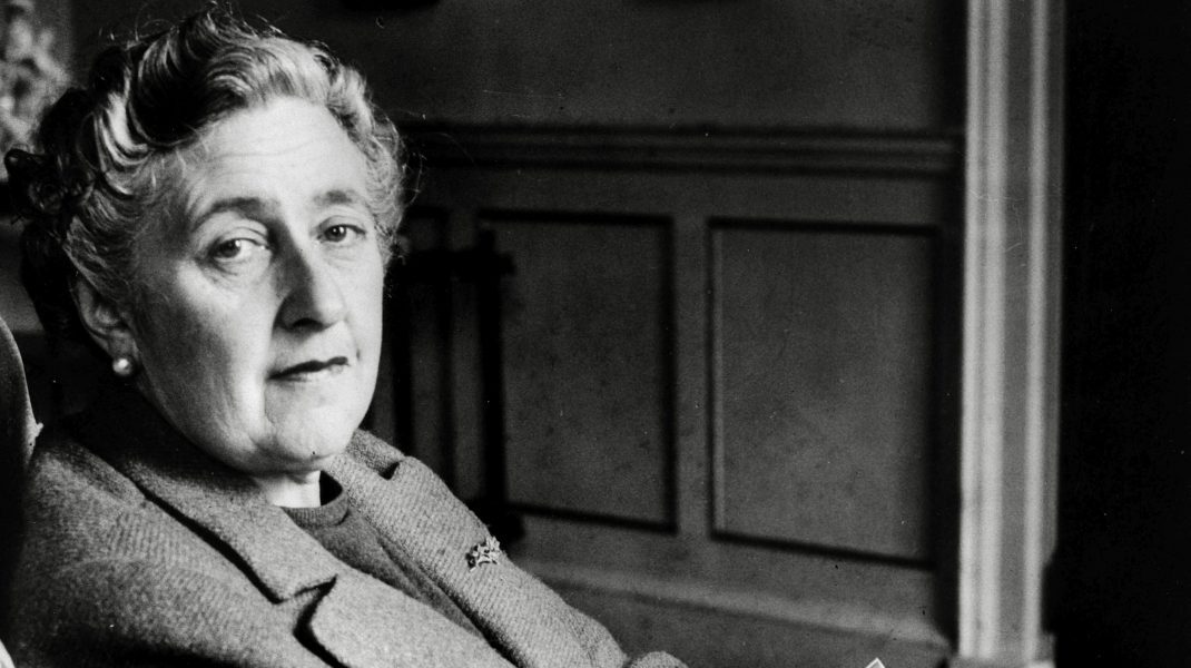 FEMEI ASASINE. Crime din viața reală pe care nici Agatha Christie nu le-a putut rezolva
