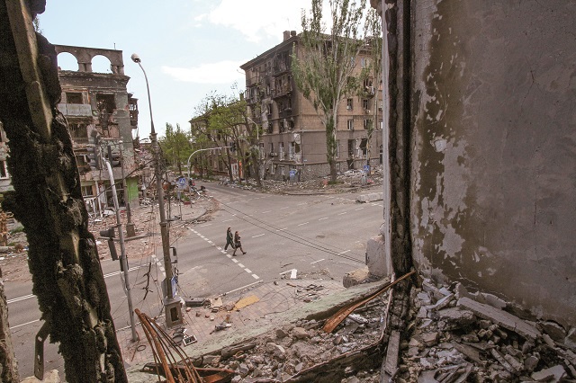 Lupte grele în apropiere de Lisichansk. Rușii încearcă să încercuiască orașul
