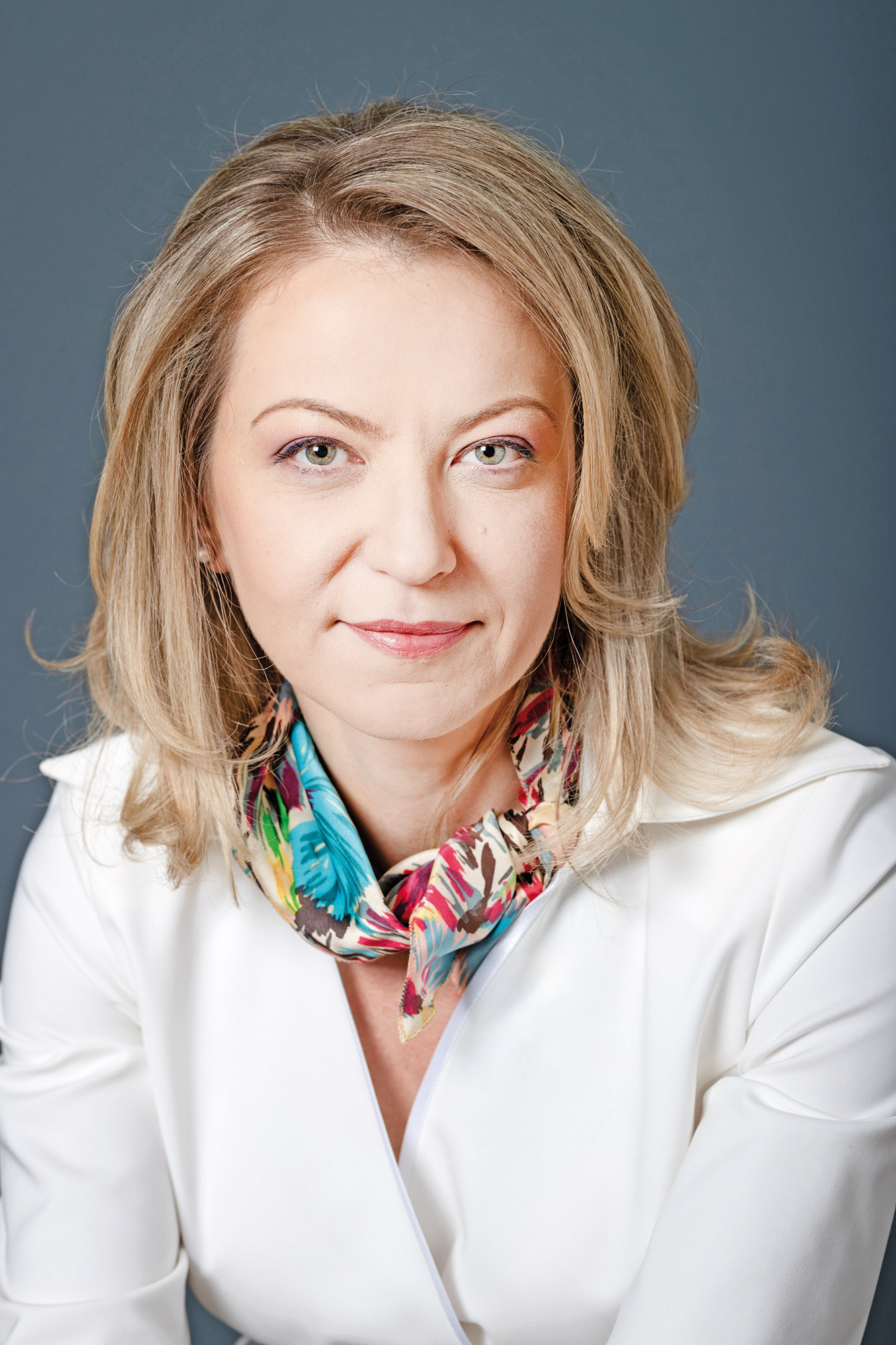 100 CELE MAI PUTERNICE FEMEI DIN BUSINESS. Florina Tănase, Telekom Romania Mobile