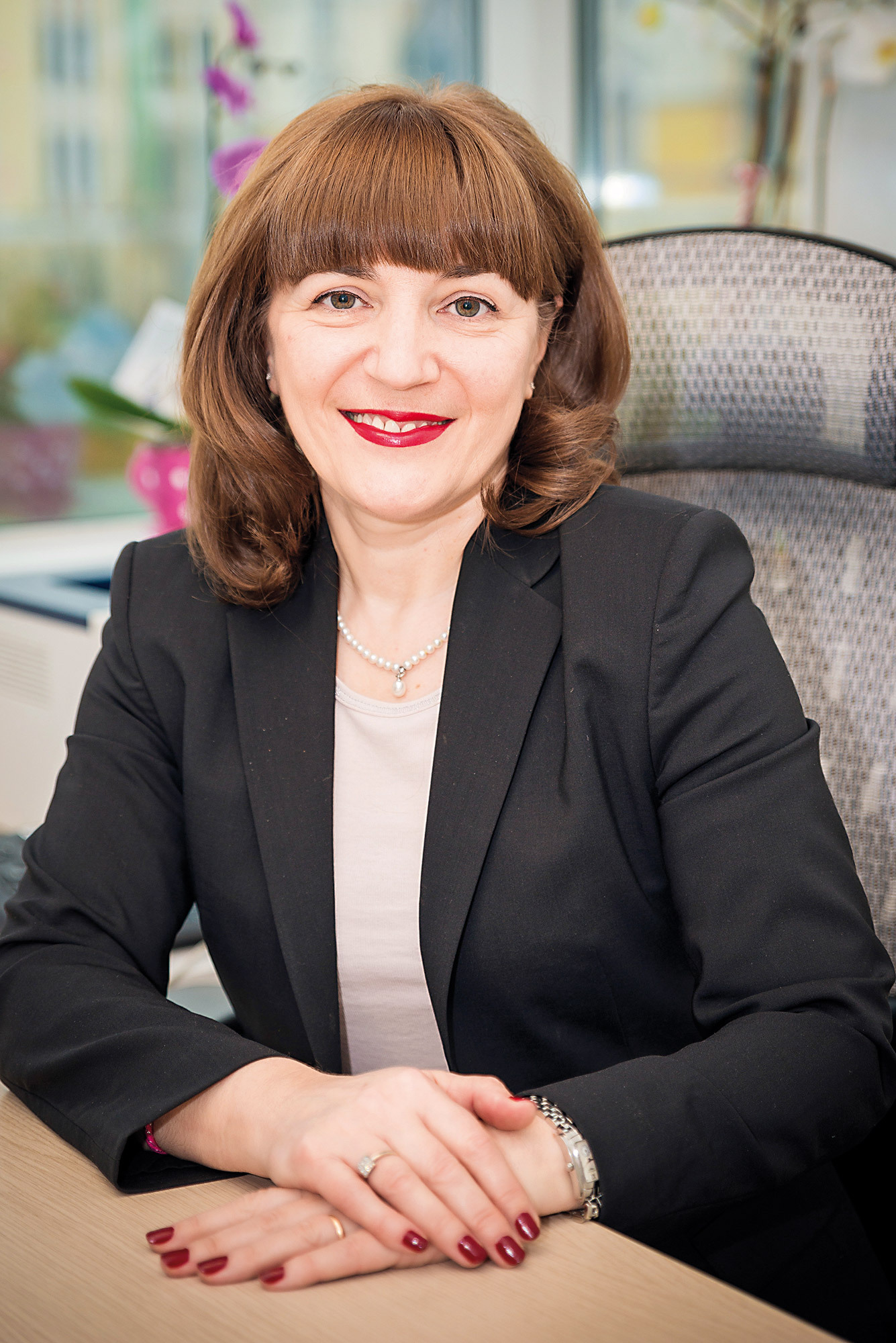 Gabriela Nistor, director general adjunct retail banking, Banca Transilvania: Nu consider că puterea, privită ca tărie, ca „putință de a realiza ceva”, umbrește cu ceva feminitatea unei femei