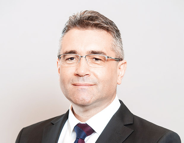 TOP DIGITAL TRANSFORMERS: Leontin Toderici, Director General Adjunct, Chief Operations Officer, Banca Transilvania
