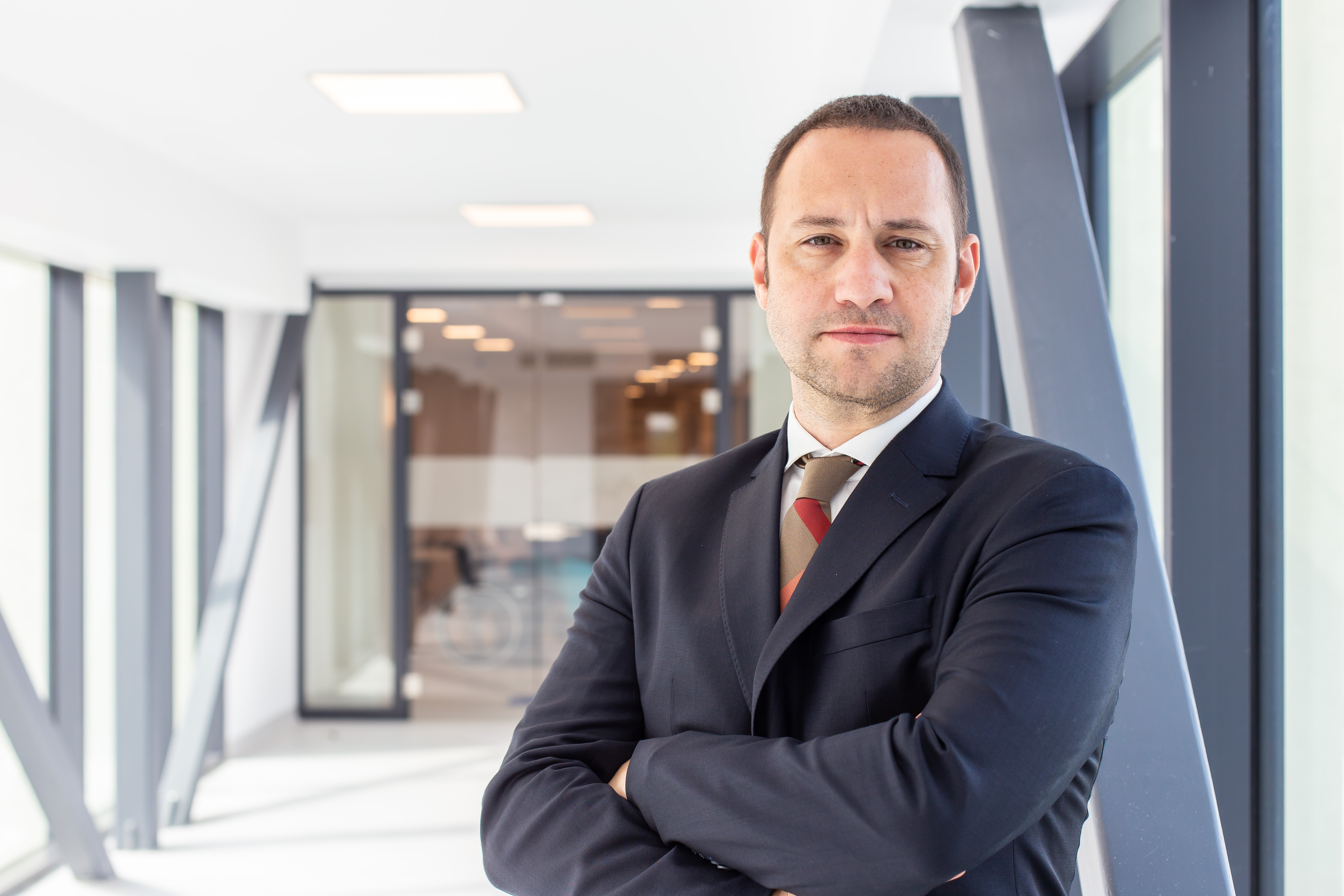 Vlad Antoniu, Director de Vânzări, Enayati Hospital: „Mă aștept să ajungem la un grad de ocupare de 80% până la sfârșitul anului.” Ce facilități include un centru rezidențial de lux pentru seniori