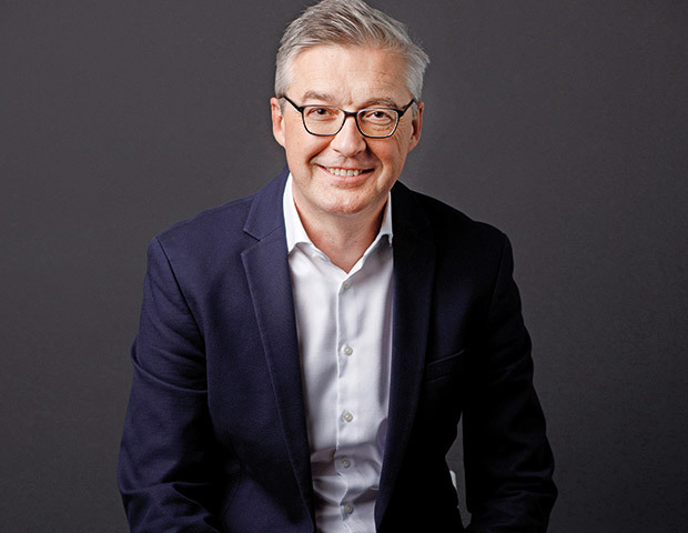 CATALOG TOP DIGITAL TRANSFORMERS: Thomas Kolarik, Vicepreședinte Executiv Operațiuni & IT, BCR România