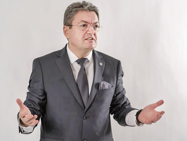 Dezbaterea privind noua lege a educației: Ce poziții au universitățile față de schimbările propuse de guvern. Punctele cheie care au stârnit discordie