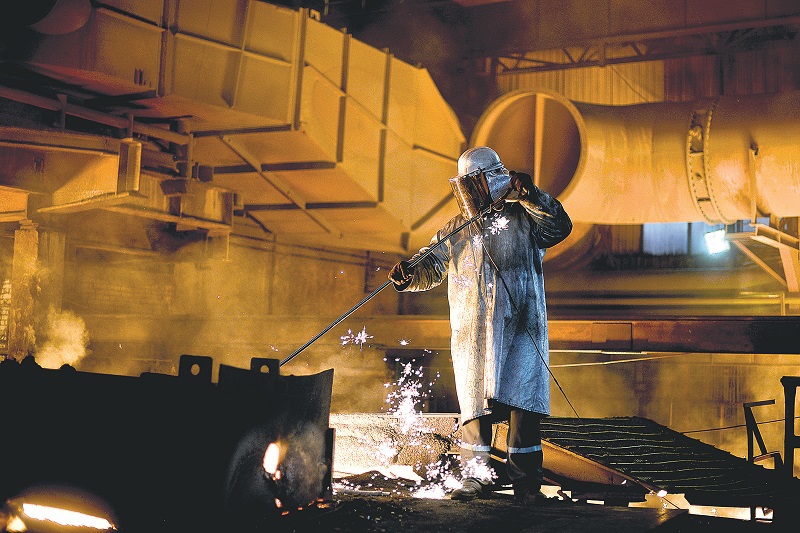 Al doilea combinat metalurgic din Europa oprește producția din cauza costurilor prea mari