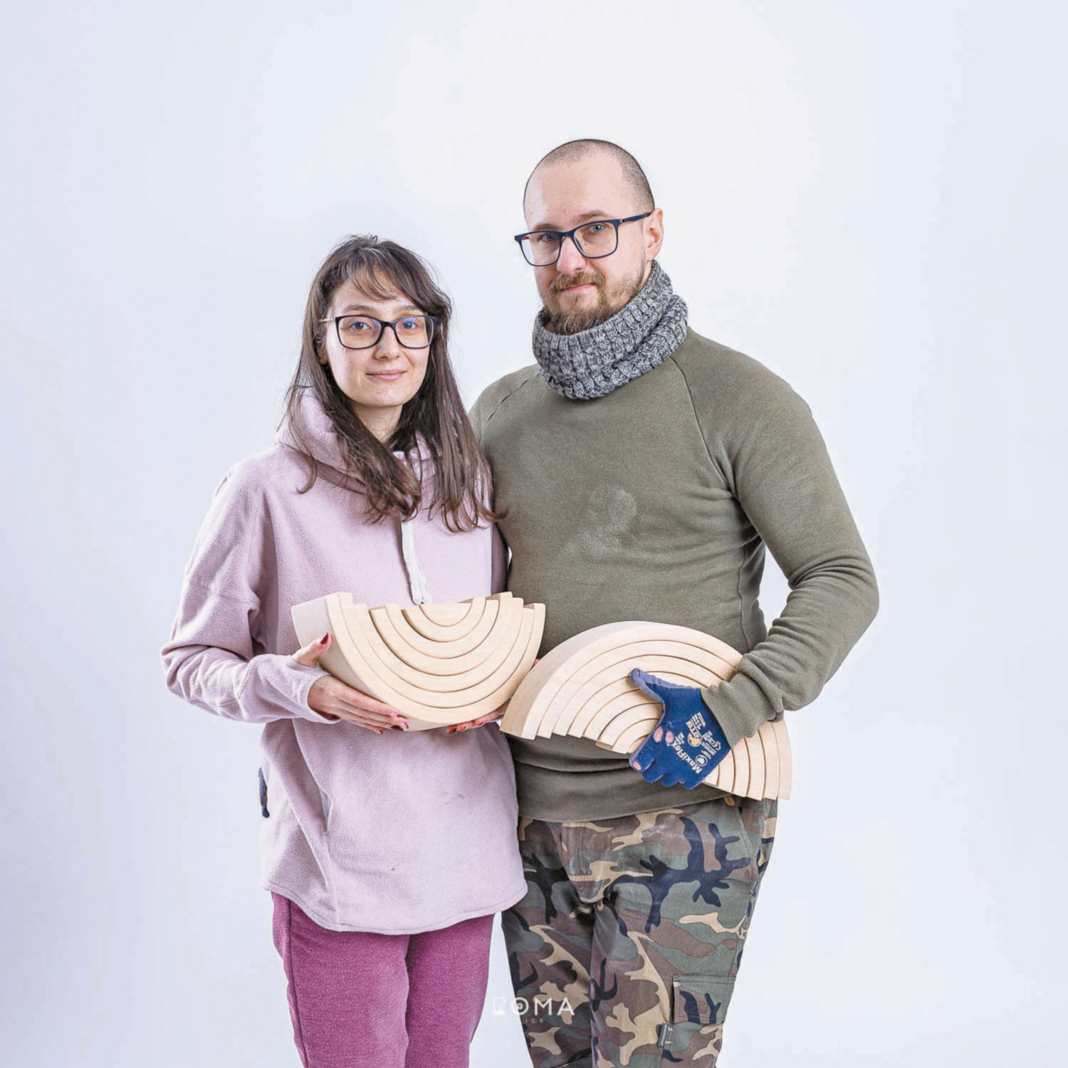 Dintr-o nevoie personală, așa cum încep cele mai multe afaceri de la zero, s-a născut și proiectul familiei Hapiuc, doi părinți aflați în căutare de activități educative pentru copiii lor