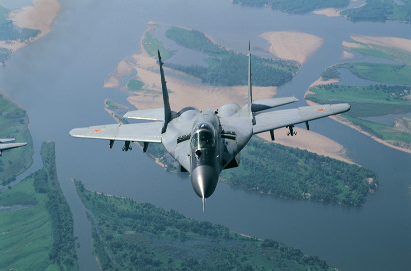 Polonia și Cehia veghează cerul Slovaciei pentru ca Bratislava să trimită avioane MiG-29 Ucrainei