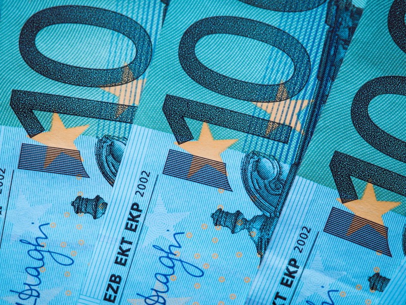 Șoc valutar în România! Ce s-a întâmplat astăzi cu moneda euro