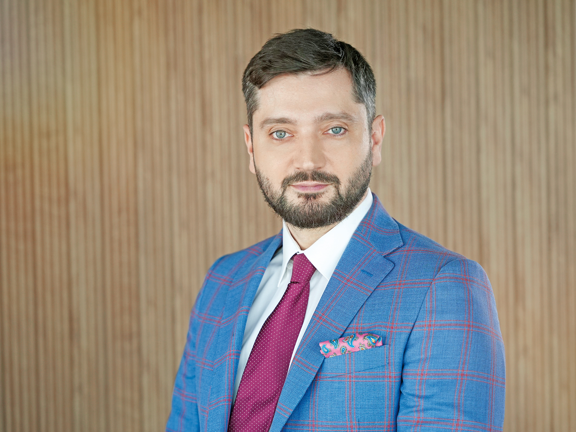La masă cu greii din fintech. Cum a reușit o afacere locală să primească prima licență de emitere a monedelor electronice din România și să încheie parteneriate cu nume mari din industrie