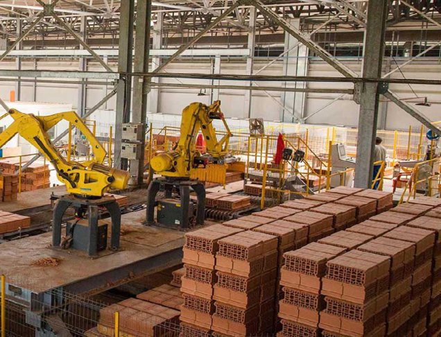Cemacon, producător de materiale de construcții controlat de frații Pavăl de la Dedeman, a atras 64 mil. lei de la investitori în prima etapă a majorării de capital social
