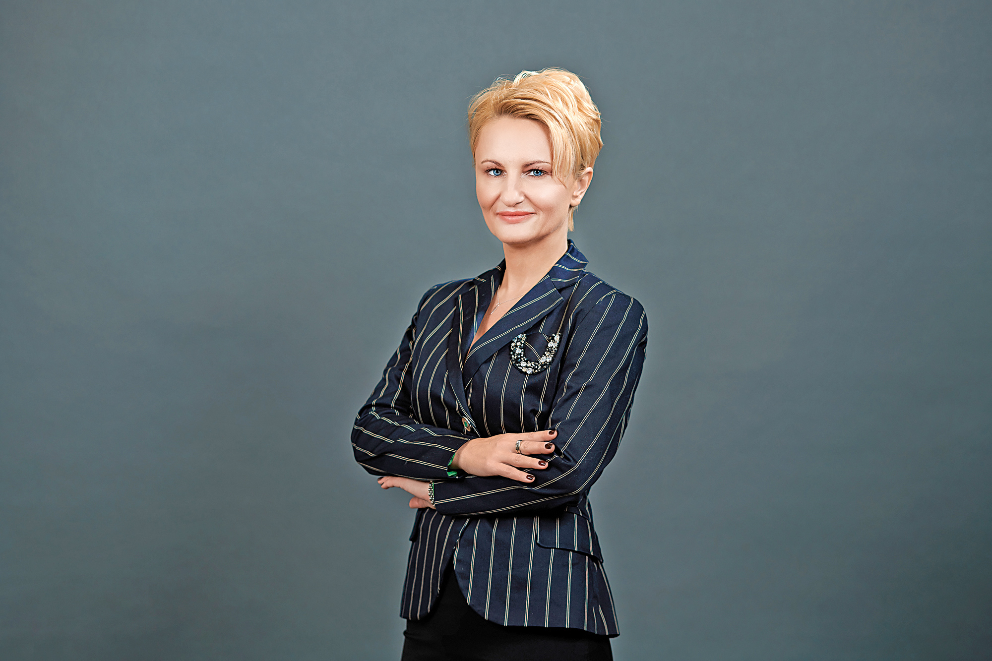 Emma Toma, AFI Europe România:  Puterea vine în mare parte din feminitate atunci când vorbim despre sexul frumos, dar pentru a asigura succesul, ea trebuie completată cu determinare, implicare, dorința de a progresa