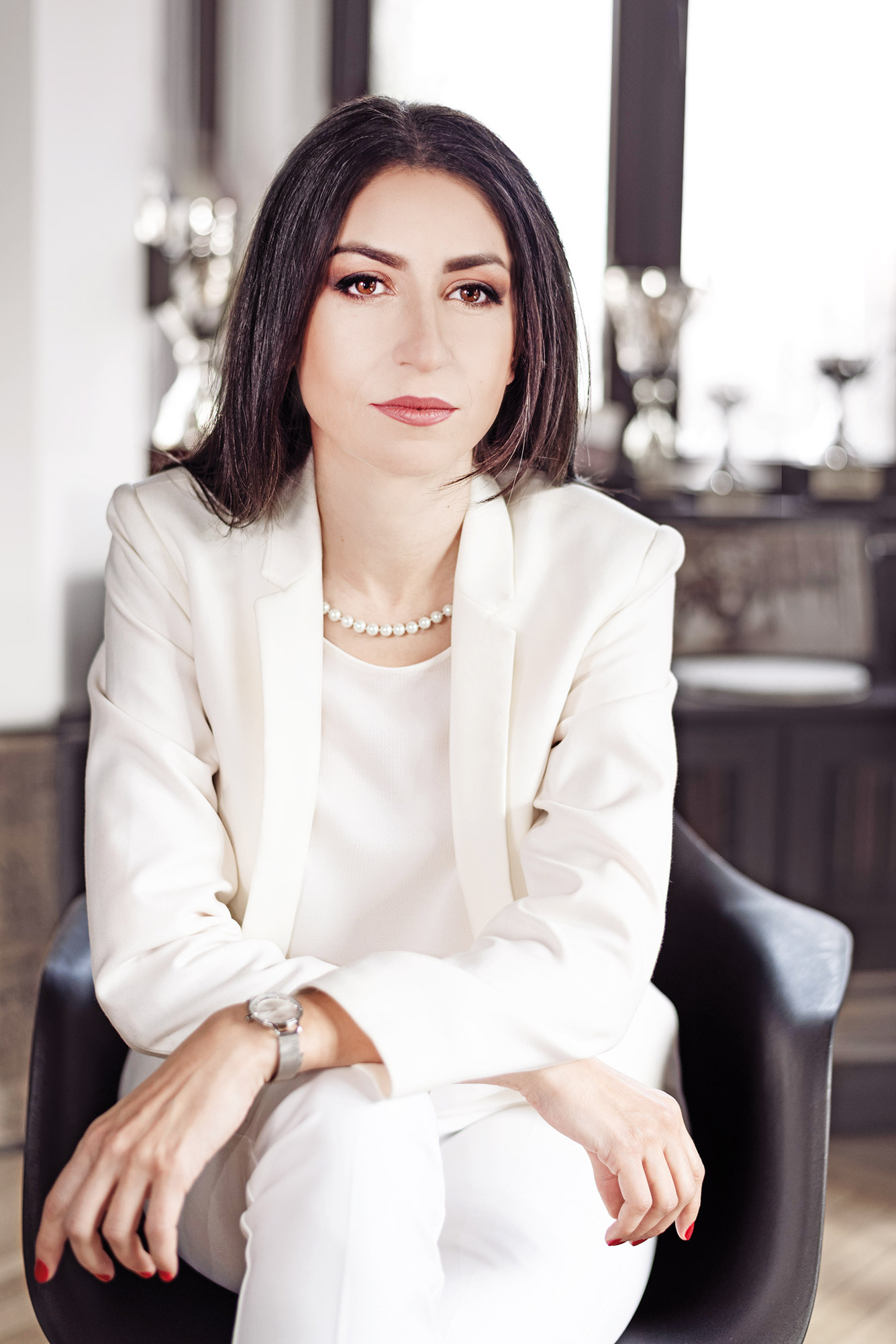 Irina Cristescu, XTB România: Pasiunea pentru ceea ce face un om este ingredientul principal din care izvorăsc perseverența, energia, spiritul de inițiativă, dorința de dezvoltare și nu numai. Aceasta este nu doar motivația mea personală, ci și calitatea principală pe care o caut la colegii mei, întotdeauna