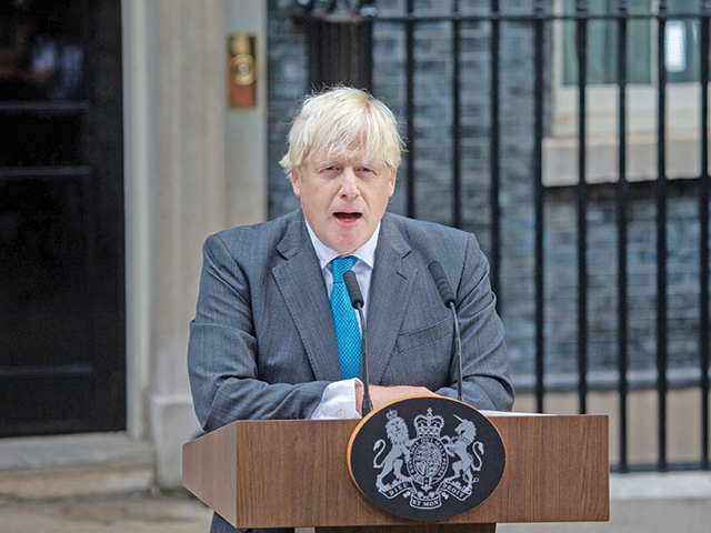 Căderea lui Liz Truss aruncă Marea Britanie într-o nouă fază de nesiguranță economică. Oricine va câștiga cursa pentru poziția de premier va pierde
