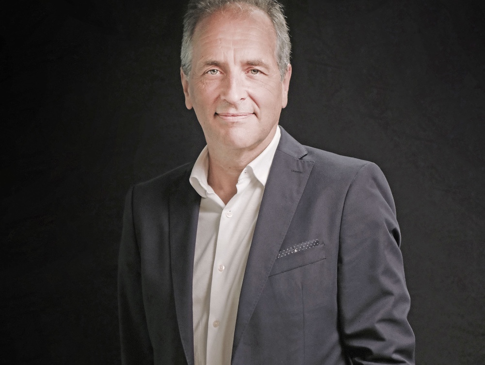Johan Gabriels: „Cred că e mai ușor să găsești oameni motivați în România, decât în Europa de Vest. În Vest suntem răsfățați - nu mai suntem obișnuiți să suferim. Totul este acolo, la îndemână.”