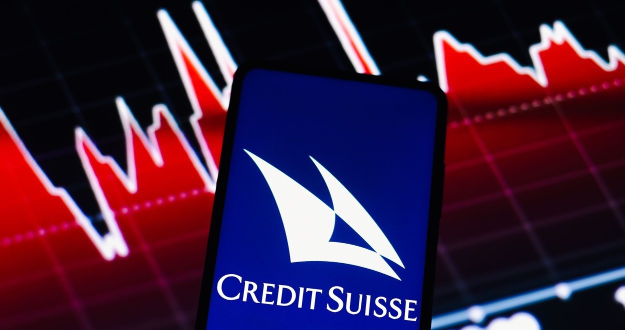 Credit Suisse scade cu 18% pe bursă, ca urmare a planurilor de restructurare și celor mai recente rezultate financiare. Declin pentru indicele pieței de capital din Zürich