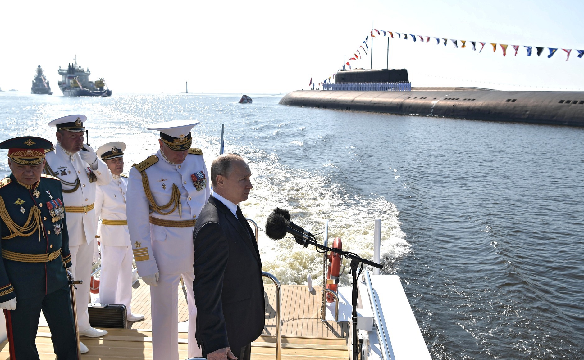 Putin vrea să facă o demonstrație de forță pentru a intimida NATO. A mobilizat un submarin pentru a testa o torpilă nucleară în Oceanul Arctic