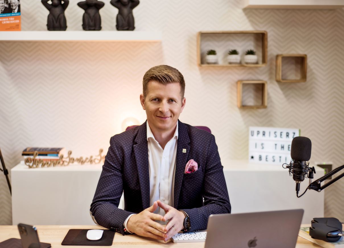 Lorand Soares Szasz, CEO, Upriserz: Dacă vrei să trăiești bine, fii ambițios!