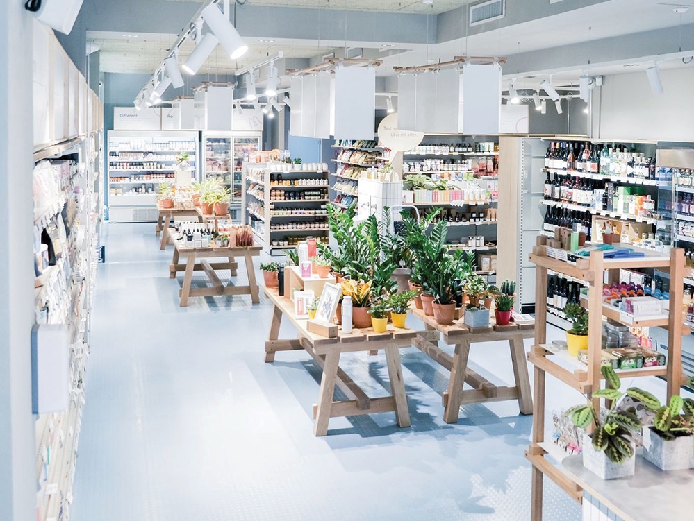 Un nou tip de magazin se lansează în Romania. Noul concept vrea să schimbe un model de magazin care se găsește peste tot în țara noastră
