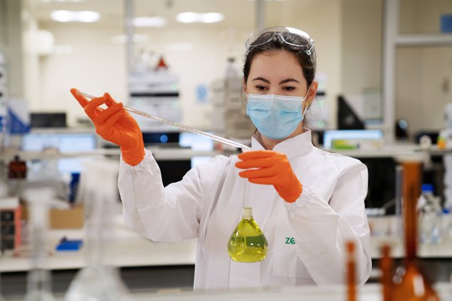 Producătorul de medicamente Zentiva România a instalat panouri fotovoltaice la fabrica Labormed Pharma din București, în baza unui parteneriat cu Electrica Furnizare