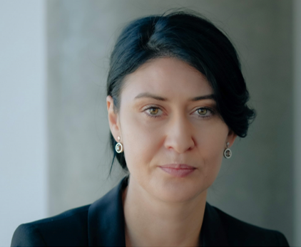 EY: Piața globală a IPO-urilor a trecut de la recordurile din 2021 la o scădere drastică în 2022; în România, piața rămâne rezistentă și oferă perspective de creștere solide pe termen mediu și lung
