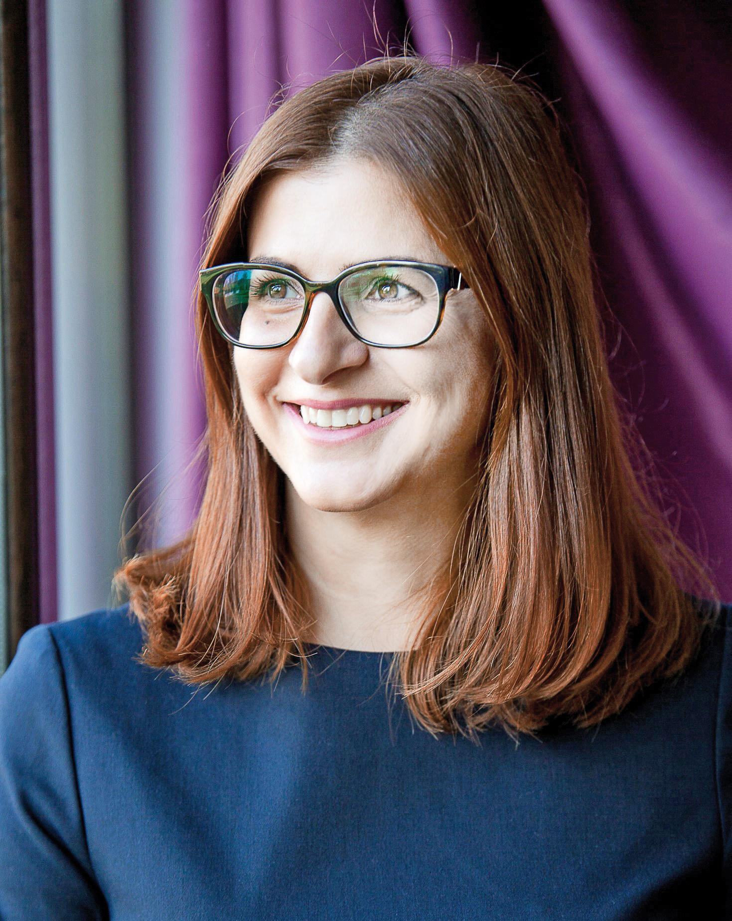 100 CELE MAI PUTERNICE FEMEI DIN BUSINESS. Lavinia Ivas, Country Manager, Parfumerie Douglas: Am un spirit antreprenorial, prin urmare îmi place să am libertate de acțiune, să pot dezvolta idei și planuri noi împreună cu echipa mea