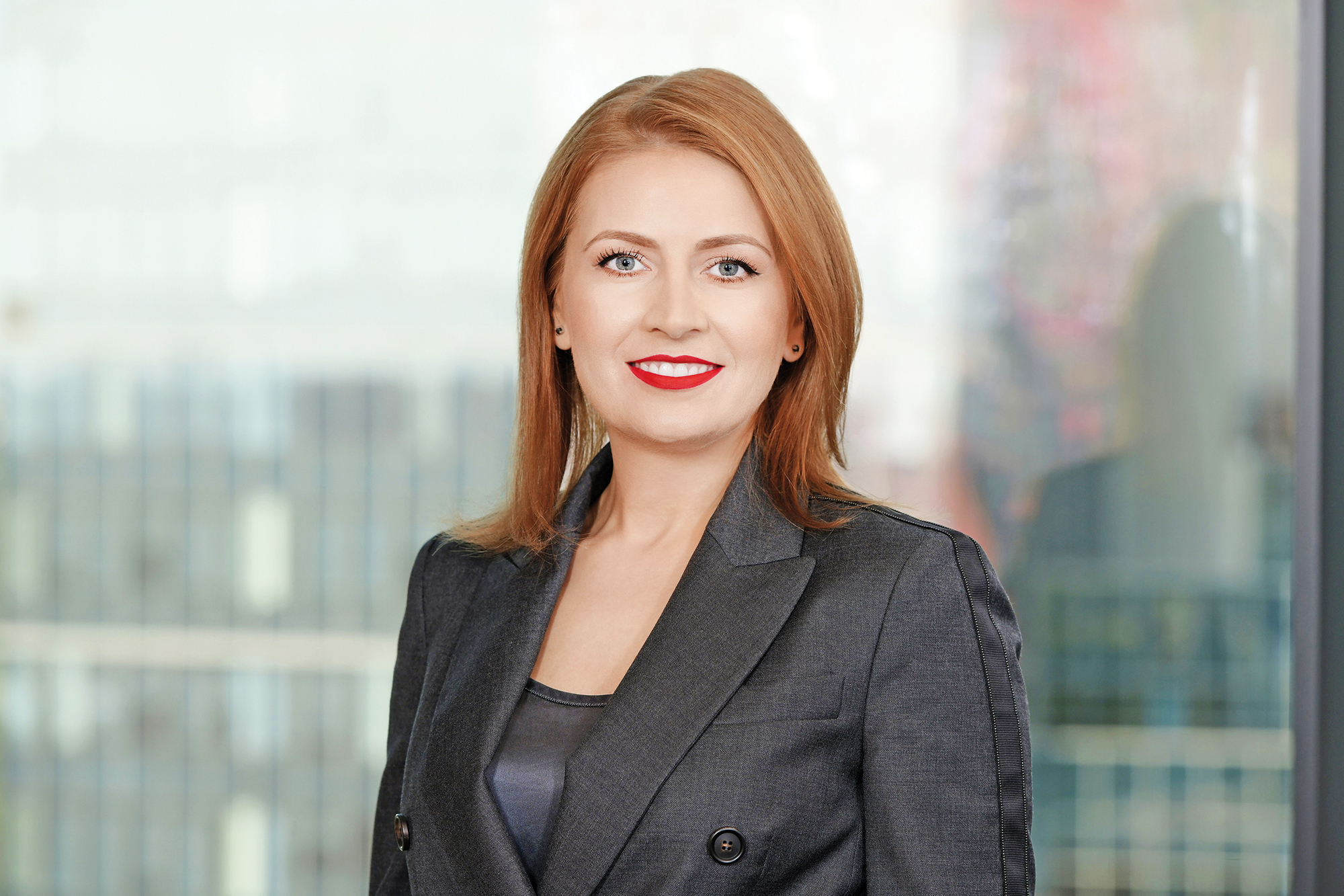 Lucia Costea, Secom Healthcare: Îmi place foarte mult să construiesc, să dezvolt, să găsesc arii adiacente pe care le pot atașa businessului pentru a lăsa o moștenire importantă în industrie. Sunt mândră că am creat un business vizionar