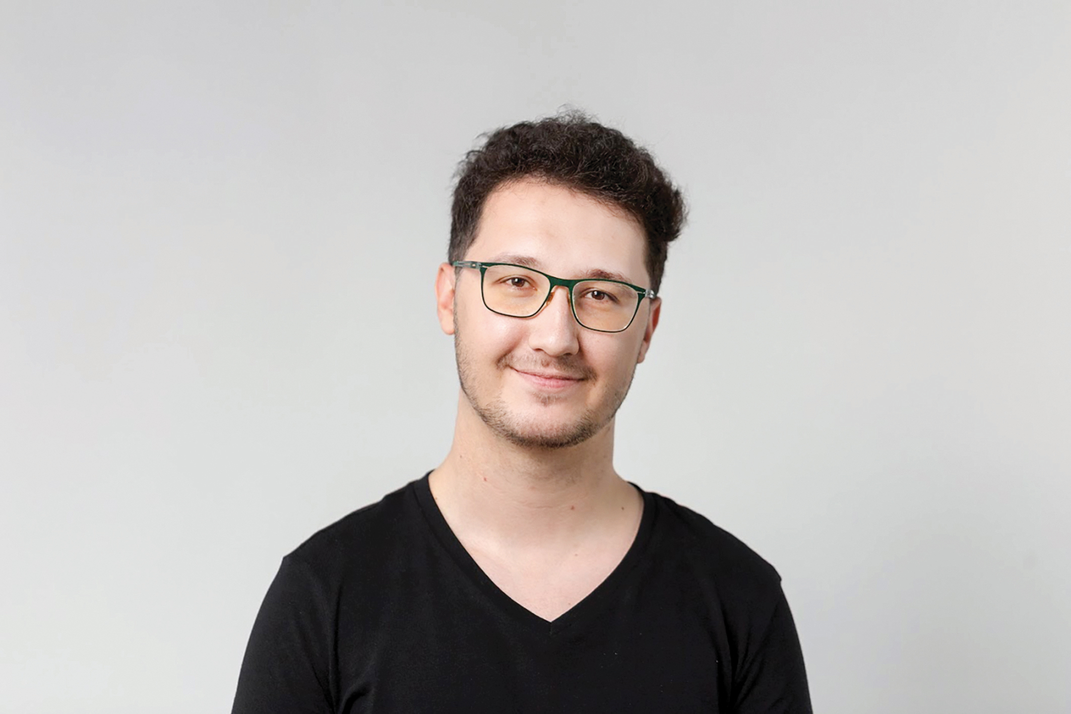 Povestea românului care a revoluționat una dintre cele mai mari industrii ale lumii. Ce reușește să facă prin produsul lui este căutat de milioane de oameni din toată lumea