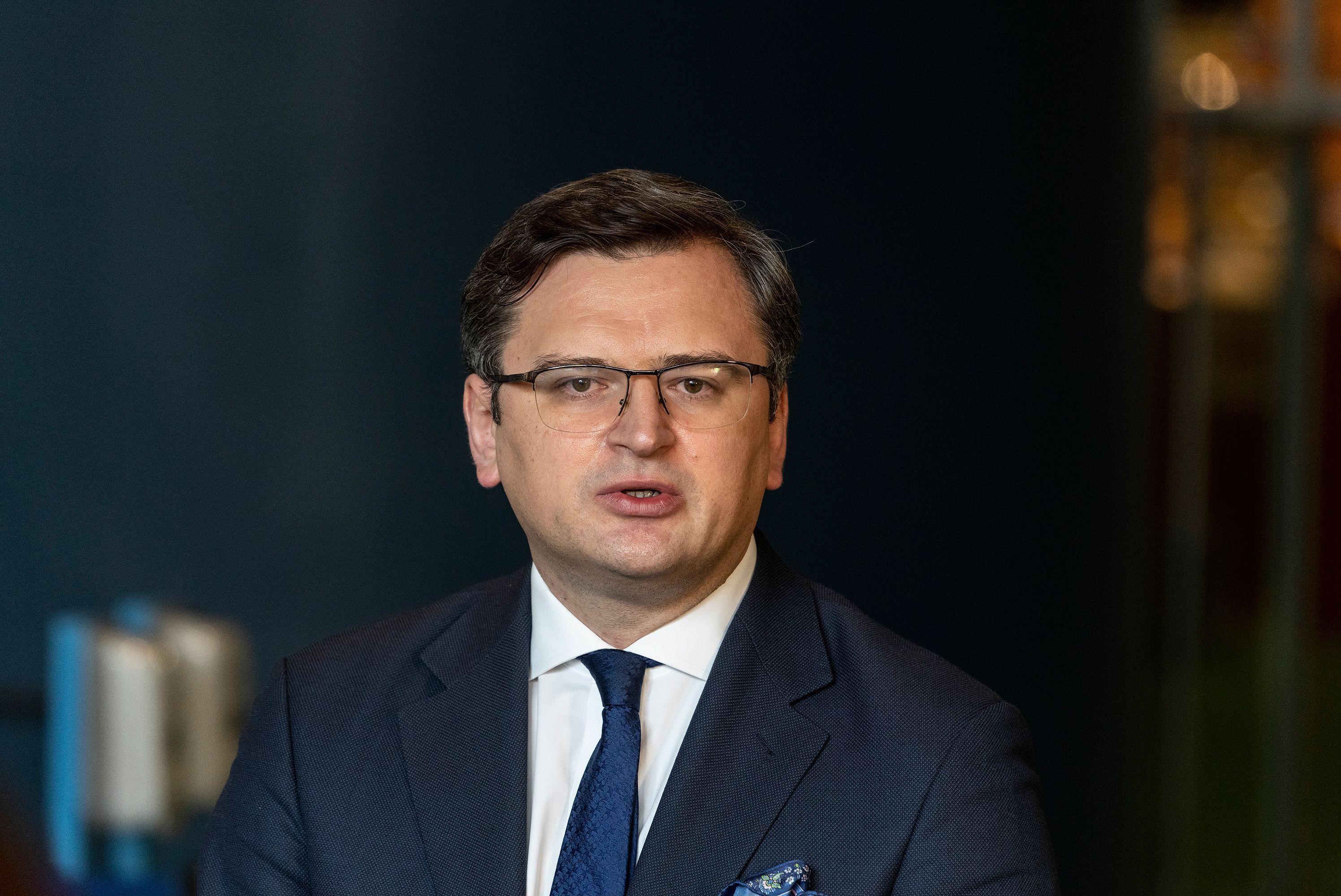 Kuleba: Campanie de teroare și intimidare împotriva ambasadelor. Azi s-a adăugat cea din România