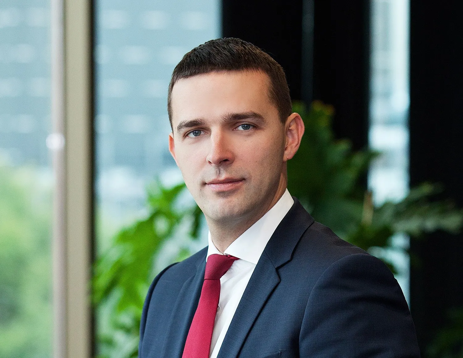 Ce spun marii investitori străini de la BVB despre suprataxa pe profiturile companiilor din energie