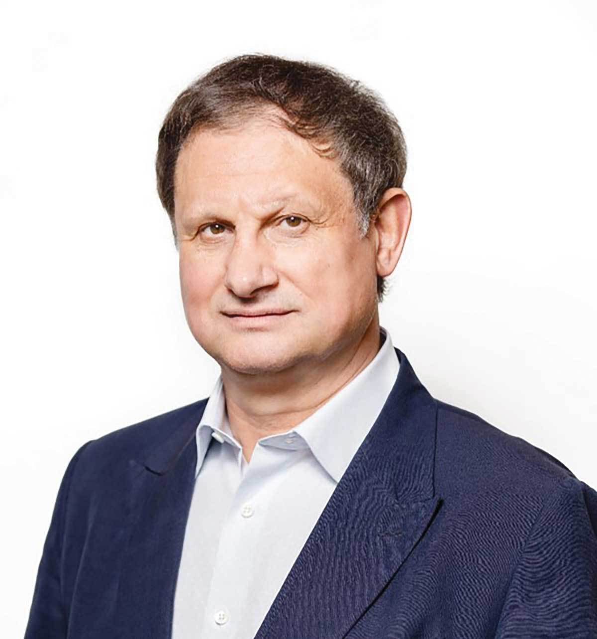 ÎN CE MAI INVESTIM: Vinificație