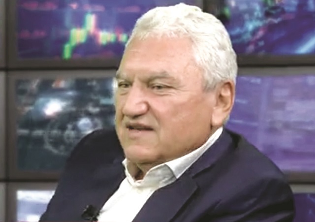 Bancherii se uită cu optimism la 2023: Trendul de creștere al investițiilor străine directe se va menține și pentru acest an VIDEO