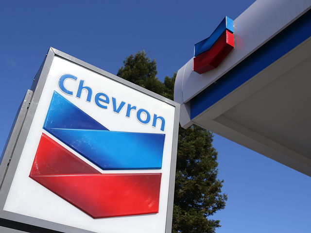 Chevron anunță răscumpărări de acțiuni de 75 miliarde dolari și crește dividendele după rezultate record