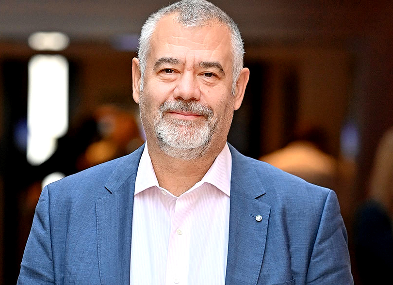 Cine este antreprenorul român care a ajuns atât de puternic încât cumpără multinaționale