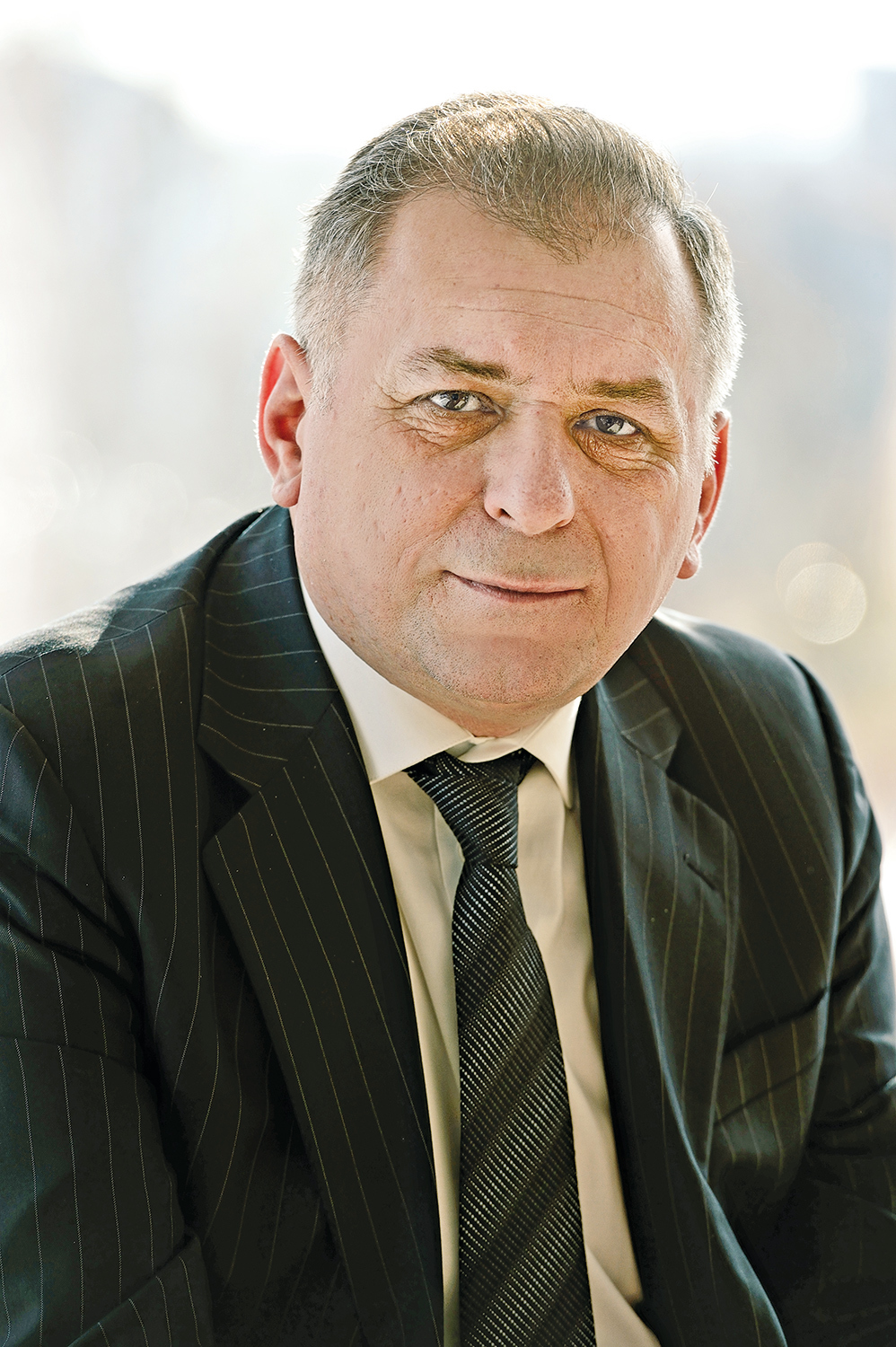 100 Cei mai admirați CEO din România - 027. Horia Ciorcilă, Președintele Consiliului de administrație, Banca Transilvania