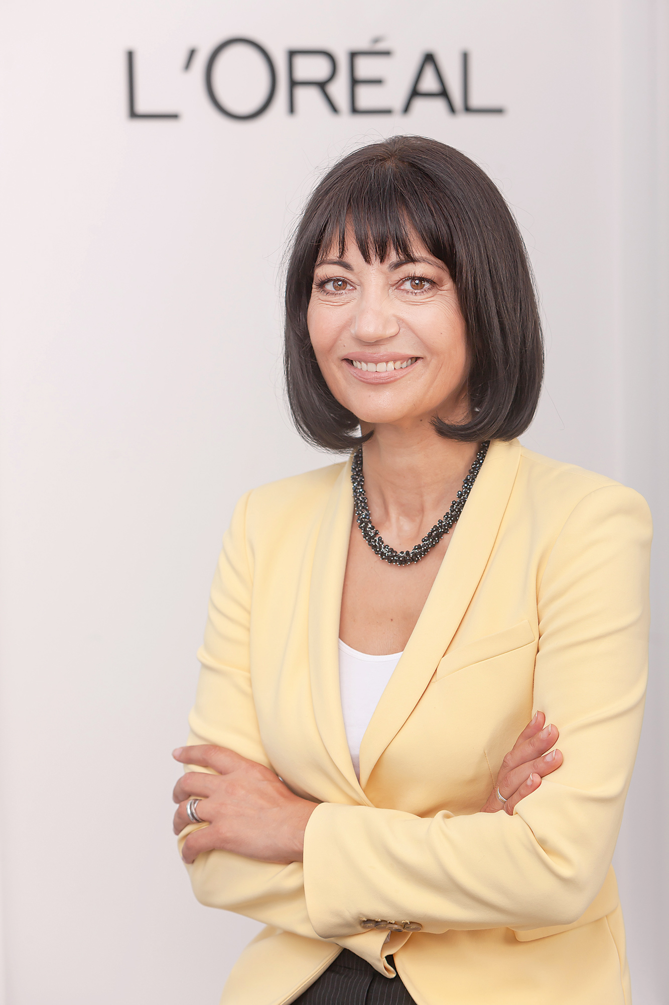 Vanya Panayotova, L'Oréal România și regiunea Adria-Balcani: Sfatul meu pentru o tânără care își începe acum parcursul profesional este să fie blândă cu ea însăși, să cultive relații bazate pe respect cu partenerii și cu echipa din care face parte și să aibă o poziție fermă în fața nedreptăților