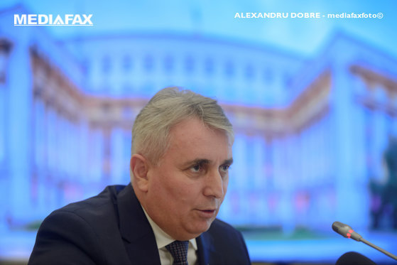 Ion Cristoiu: Va fi Cazul Lucian Bode pentru PNL prilejul de a ieși din cușca în care-l ține Klaus Iohannis de un deceniu aproape?
