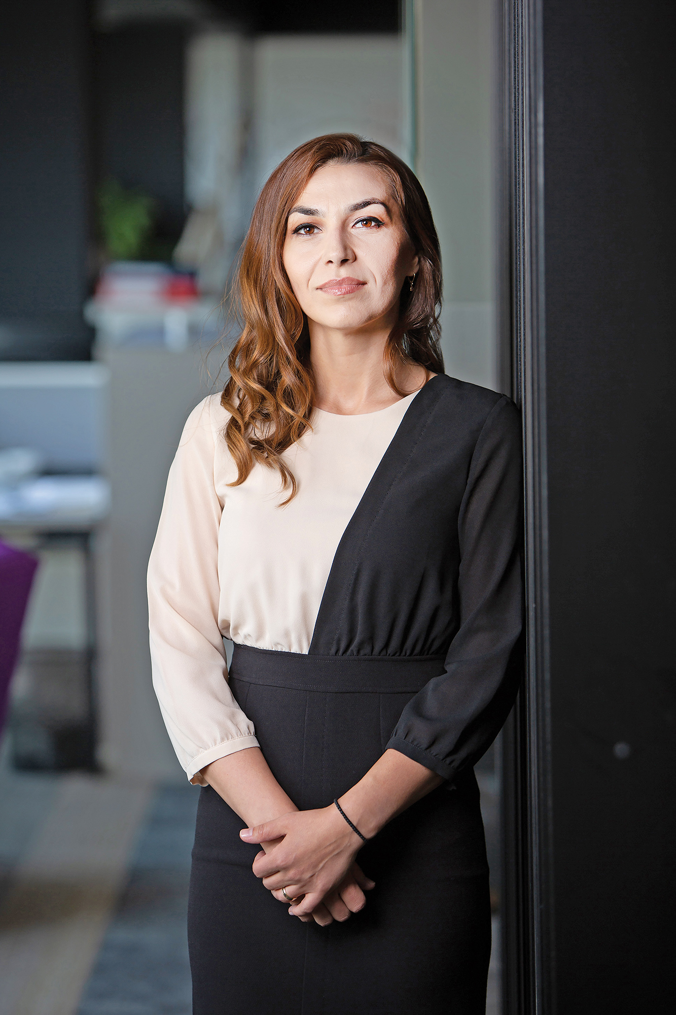 Aida Ionescu, OLX România/Bulgaria/Portugalia:  Profesional, mă stimulează provocările noi, care mă fac în permanență să îmi revizuiesc metodele și lucrurile pe care (cred) că le știu