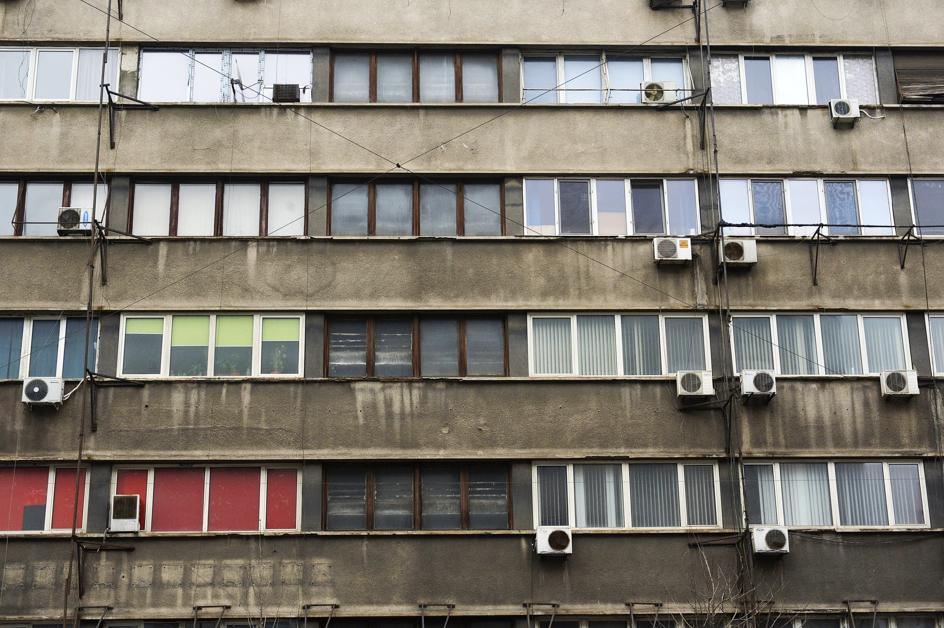 ÎN SFÂRȘIT! Cât de sigure sunt blocurile noi față de cele vechi. Care sunt cele mai SIGURE blocuri din București în caz de cutremur