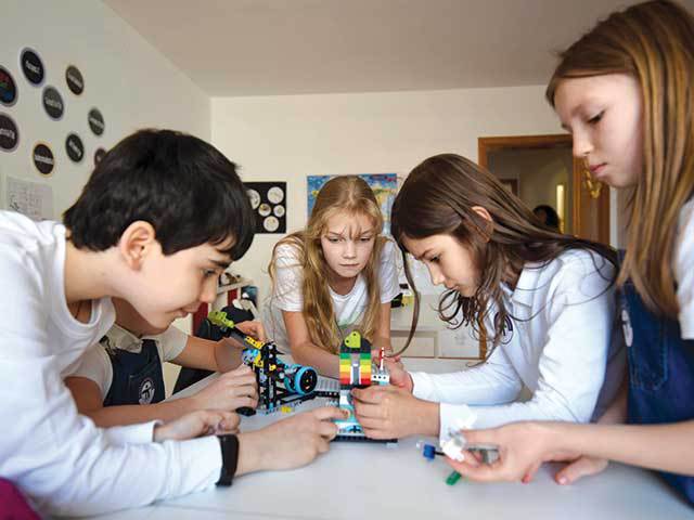 Romanian Gifted School | Romanian Gifted School