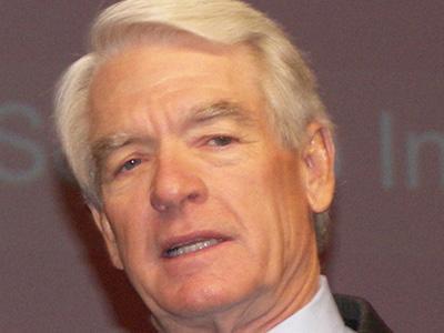 Imperiul de 7 mld dolari clădit pe dobânzi reduse al Charles Schwab începe să se clatine