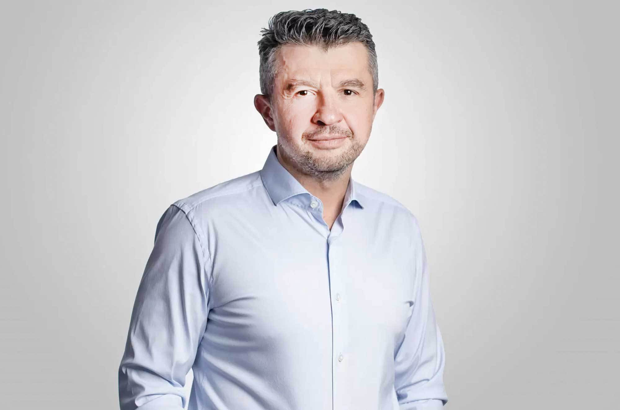 Cum a ajuns o companie IT din România să fie vândută unui gigant internațional pentru o sumă uriașă.  Valoarea vehiculată în piață pentru tranzacție se ridică la circa 200 de milioane de euro