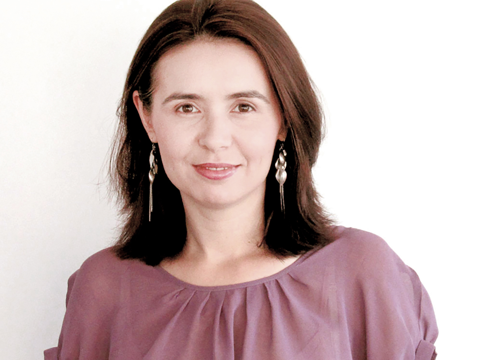 100 Cei mai admirați CEO din România - 081. Roxana Rasu, General Manager, Sephora România