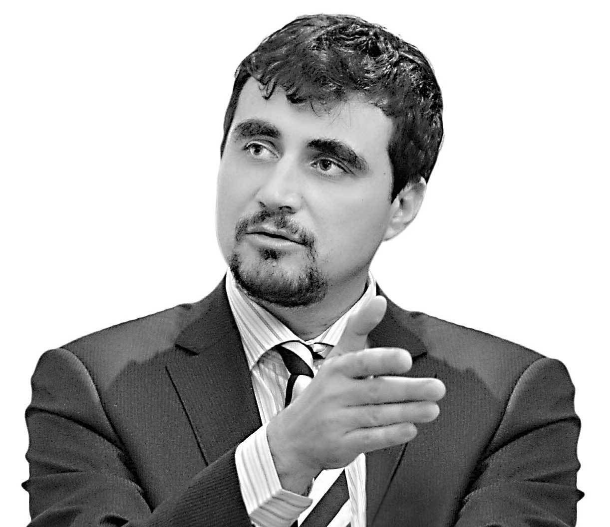 Sorin Pâslaru, ZF: Datoria care se vede și datoria care nu se vede. De ce de fapt România nu are doar 150 mld. euro datorie, ci dublu sau chiar triplu. În spatele fiecărui pod surpat și al fiecărei locomotive fără frână este o datorie la care acum vine scadența