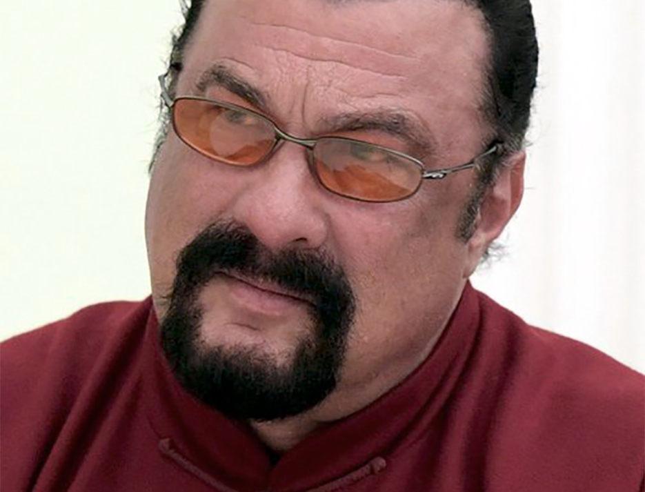 Steven Seagal îi învață „bătaie” pe militarii ruși