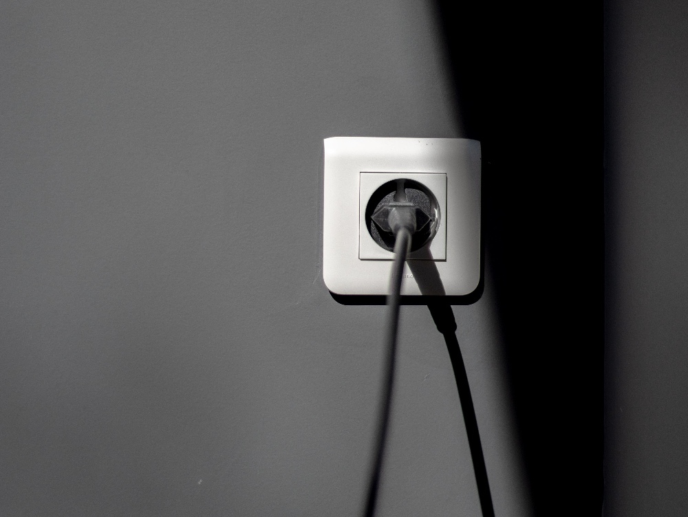Aparatul electrocasnic care consumă cât 460 de becuri economice într-o oră. Consumă într-un minut cât alte aparate în 3 ore