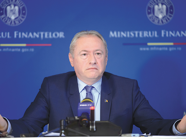 ANAF numără videochatistele, dar nimeni din statul român nu are vreo reacție cu privire la dezvoltarea agresivă a acestei activități. Unde este Ministerul Familiei? ANAF spune că ar fi 5.000 de societăți și 400.000 de persoane fizice implicate în activități de videochat